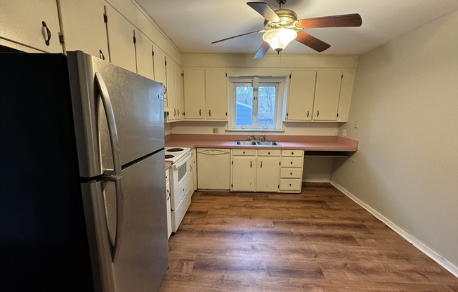 3 beds, 1 bath, 1,500 sqft, $2,000, Unit 1