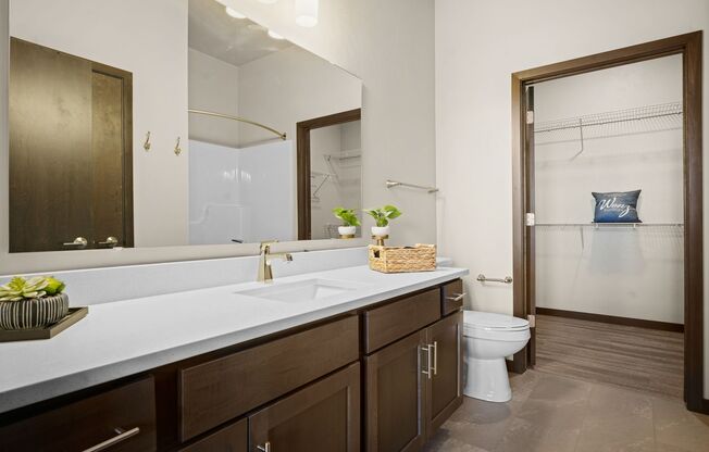 2 beds, 2 baths, 1,173 sqft, $2,050, Unit 840-110