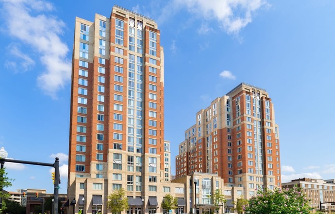 Carlyle Place Apartments Exterior