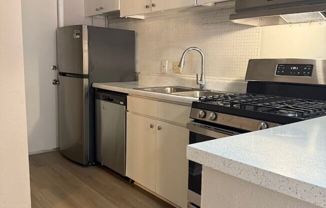 1 bed, 1 bath, 475 sqft, $1,025, Unit K723 - 311 - 104A