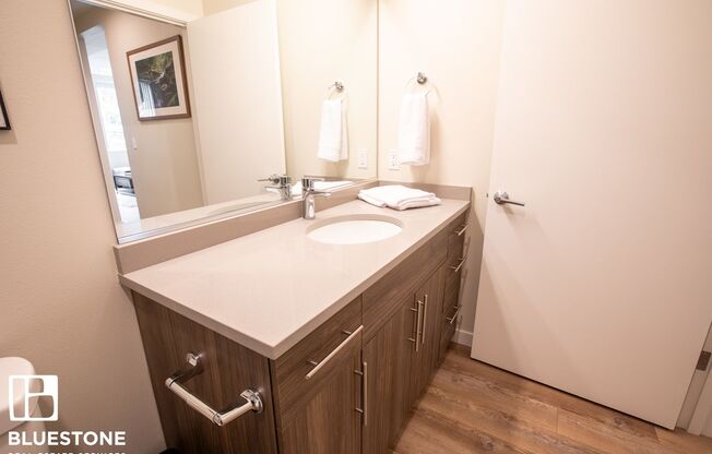 1 bed, 1 bath, 661 sqft, $1,795, Unit 208