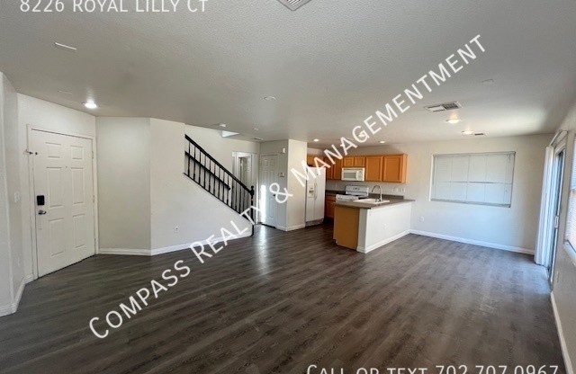 8226 ROYAL LILLY CT