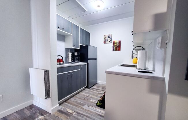 2 beds, 1 bath, 750 sqft, $1,199