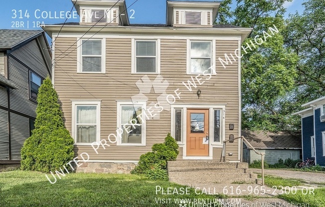 314 COLLEGE AVE NE