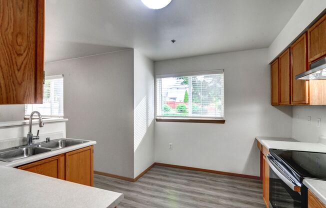 2 beds, 2 baths, 1,060 sqft, $2,050, Unit F106