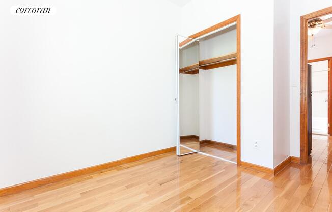 125 E 88 ST