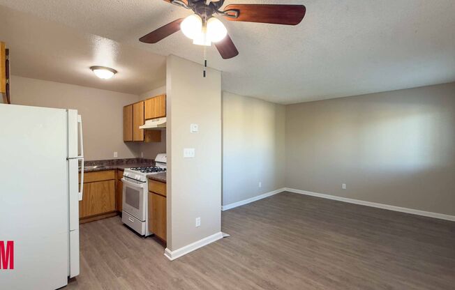 2 beds, 1 bath, $1,899, Unit 207-10