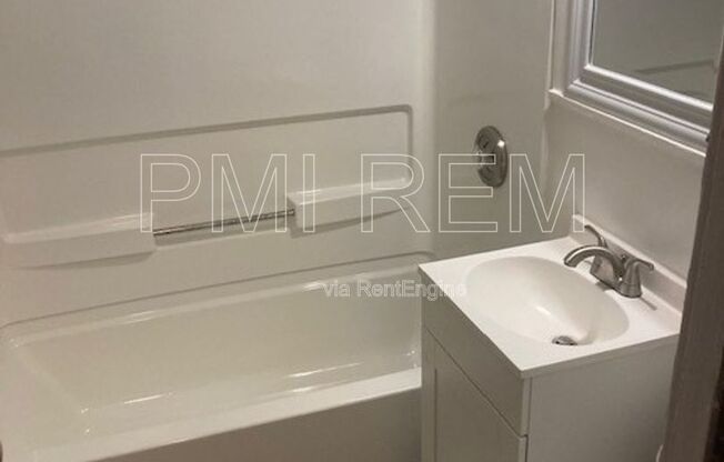Studio, 1 bath, 250 sqft, $635, Unit 305