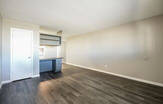 1 bed, 1 bath, 600 sqft, $725, Unit Apt #11