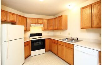 2 beds, 1 bath, 800 sqft, $825, Unit Unit 62