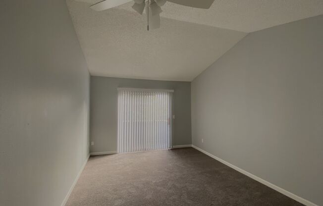 1 bed, 1 bath, 680 sqft, $1,495, Unit RO-50