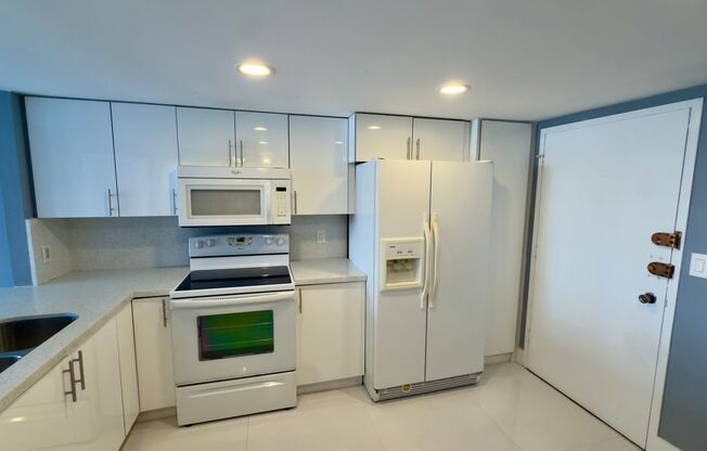 Spacious One Bedroom Two Bath Condo with Parking at Buckley Towers in North Miami Beach