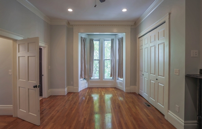 3 beds, 2 baths, 1,500 sqft, $3,950, Unit 2