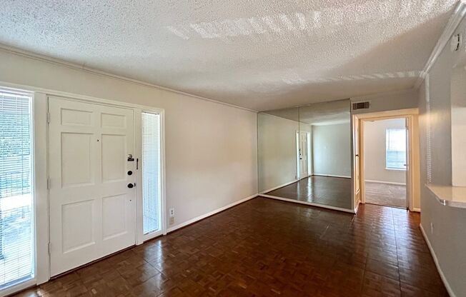 1 bed, 1 bath, 640 sqft, $1,275