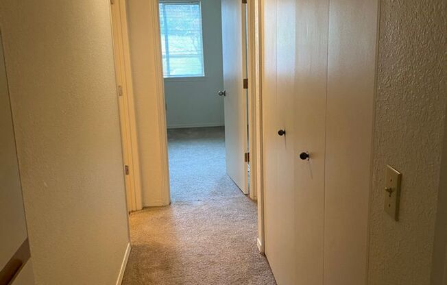 2 beds, 1 bath, 803 sqft, $1,468, Unit CMV 12223 - 204