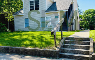 Updated first floor 1 bedroom apartment in West Louisville- Section 8 accepted