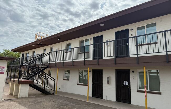 1 Bedroom Phx. Apartment
