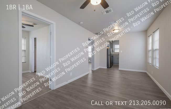 325 S HACKBERRY