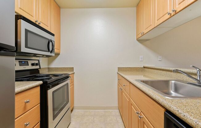 1 bed, 1 bath, 667 sqft, $2,135, Unit A306