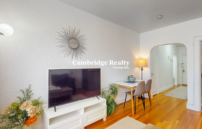 90 Kilsyth Rd Apt 25