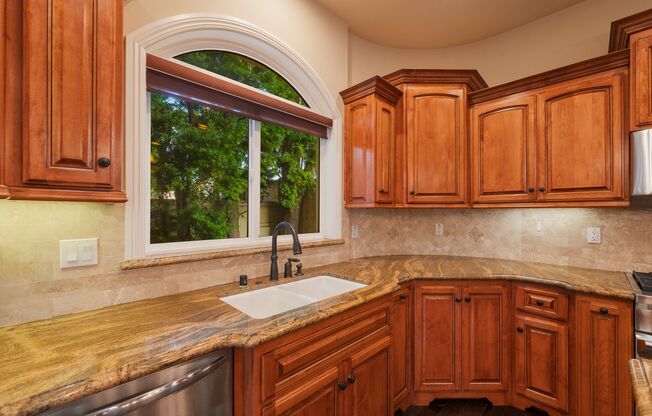 4 beds, 4 baths, $6,500, Unit #B