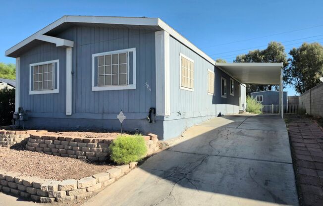 4 Bedroom Rose Gardens Estates available for Immediate Move-In!!!