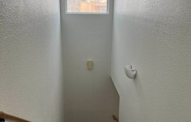 2 beds, 2 baths, $1,725, Unit UNIT 4702