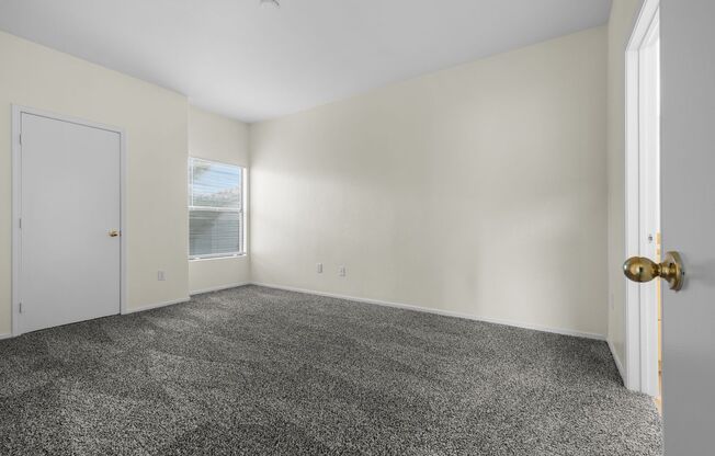 2 beds, 2 baths, $1,425, Unit # 2057