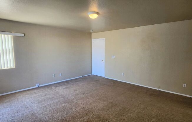 3 beds, 2.5 baths, $1,795