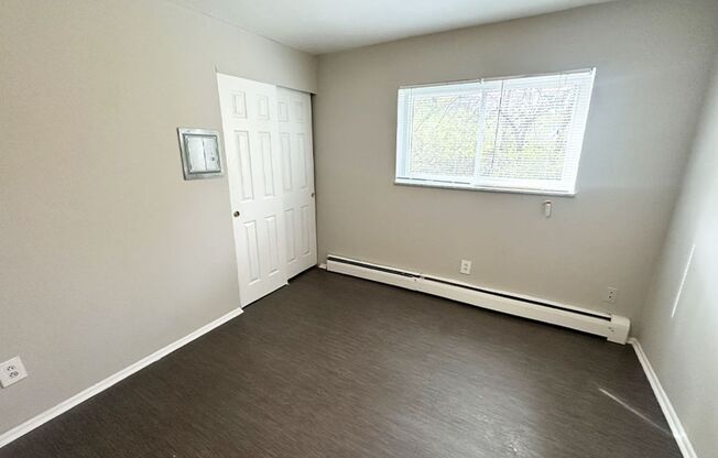 1 bed, 1 bath, 560 sqft, $815, Unit 715-17