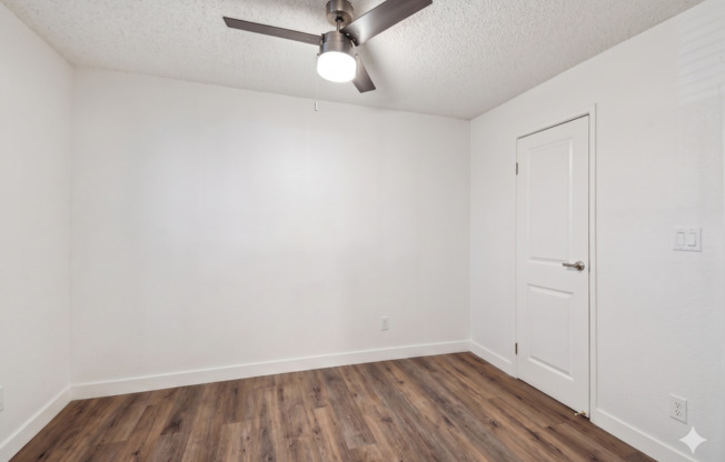 1 bed, 1 bath, 450 sqft, $1,135, Unit 65