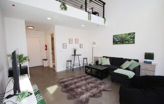 Modern Loft In Prime Wallingford Location!