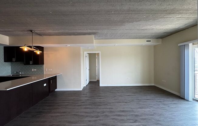 2 beds, 1 bath, 826 sqft, $2,500, Unit 708