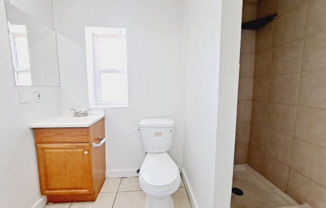 Studio, 1 bath, 360 sqft, $675