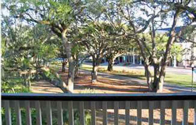 2 beds, 2 baths, $2,300, Unit Unit 1203