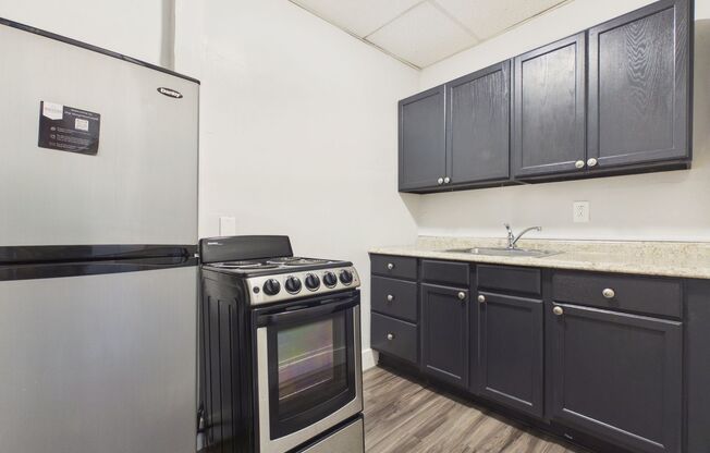 Studio, 1 bath, 400 sqft, $825, Unit 1700 N 2nd #8