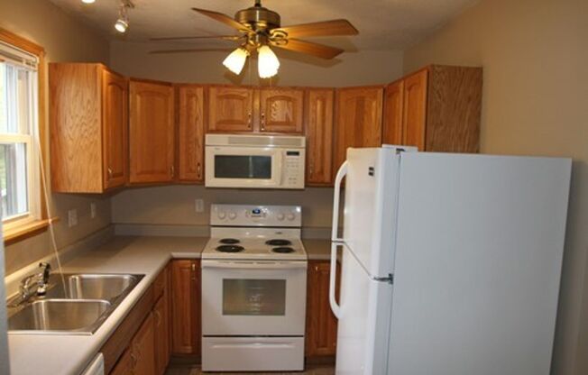 3 beds, 1 bath, $1,750