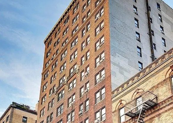 1 bed, 1 bath, $4,500, Unit 5B