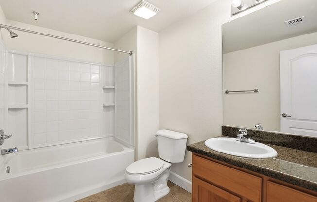 1 bed, 1 bath, 812 sqft, $2,165, Unit 1014
