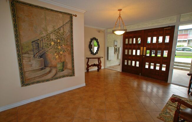Hamel Granada Apartments..Gorgeous Apartment Available...CALL NOW!