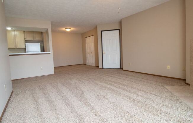 Oakbrook Court Living Room II