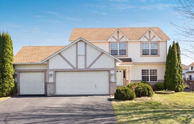 2142 GROVELAND WAY