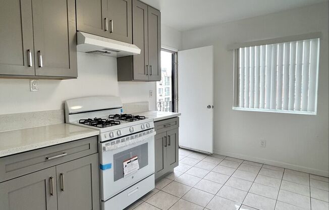 2 beds, 2 baths, 1,150 sqft, $2,950, Unit 2