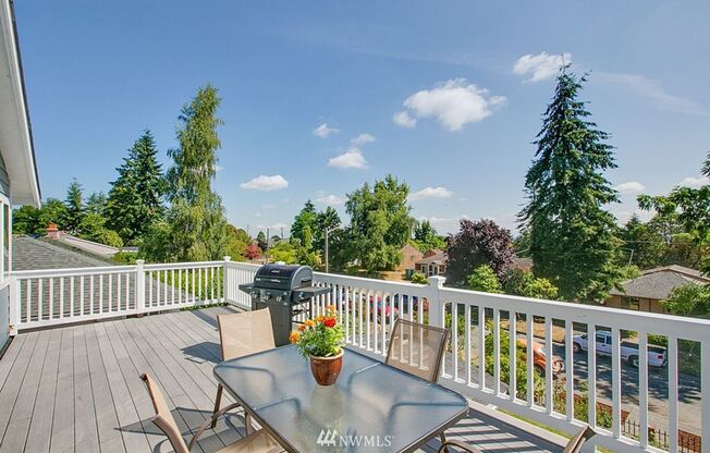 5 beds, 3.5 baths, $3,900