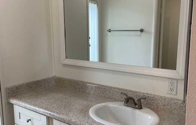 1 bed, 1 bath, 716 sqft, $2,150, Unit F010