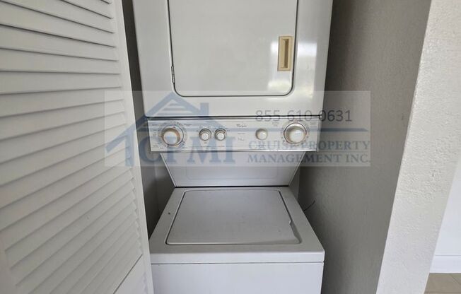 2 beds, 2 baths, 875 sqft, $1,995, Unit 574