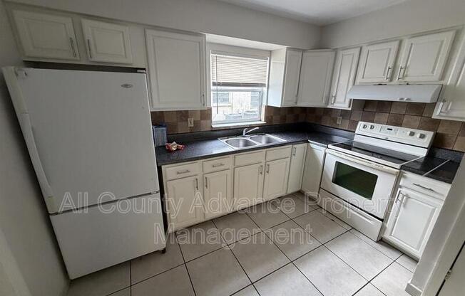 4911 E TEMPLE HTS RD
