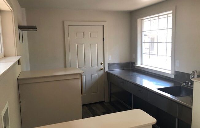 2 beds, 2 baths, $2,495