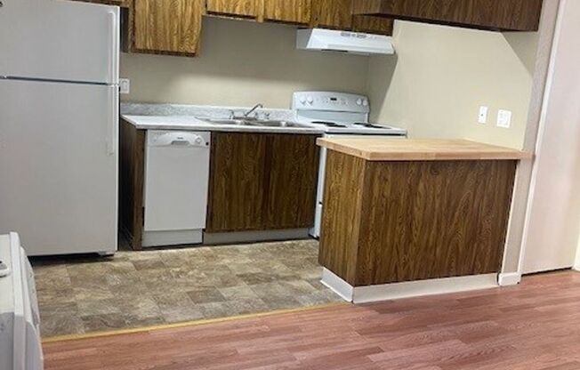 1 bed, 1 bath, 650 sqft, $1,295, Unit 2