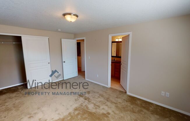 2 beds, 1 bath, $1,700